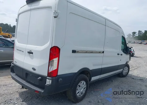 2018 Ford Transit-250 z USA, uszkodzony, nr VIN 1FTYR2CG7JKA05067